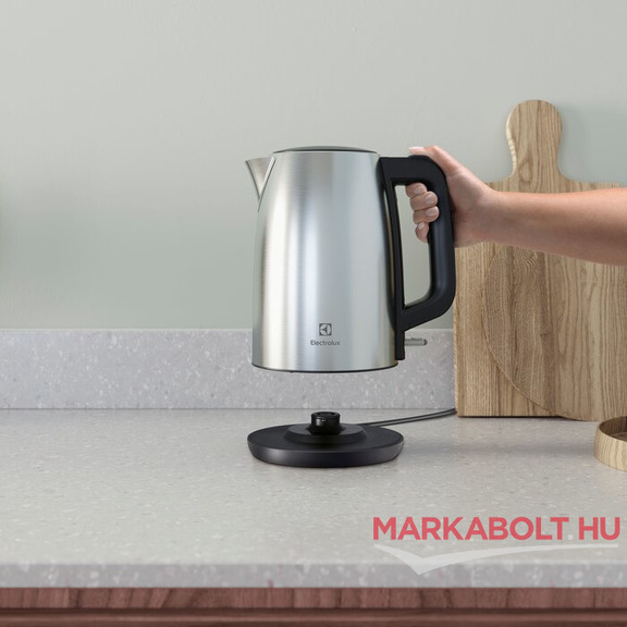Electrolux E3K1-3ST vízforraló 2 év garancia